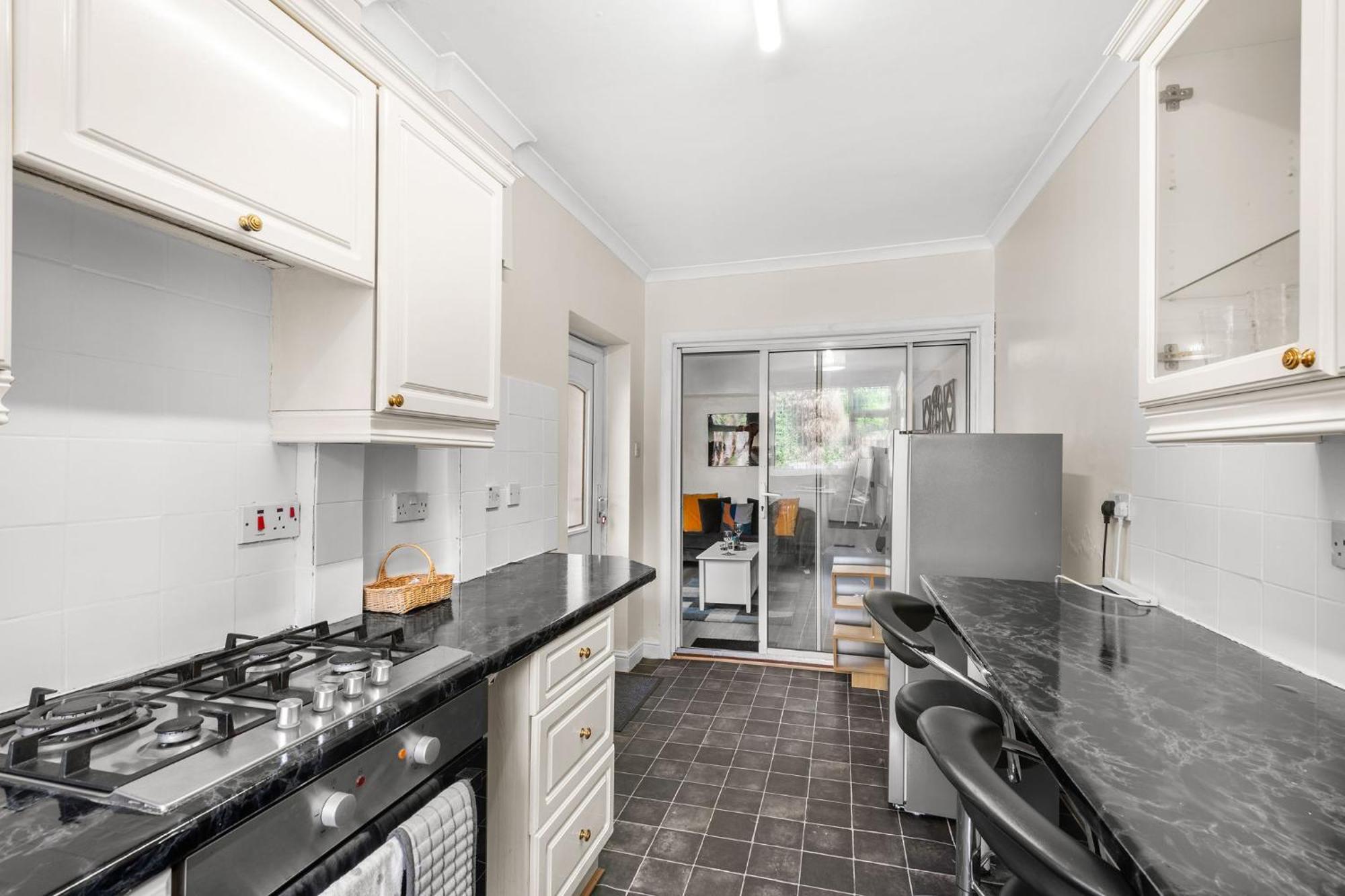 Hilltop Place Suites Near Meadowhall Σέφιλντ Εξωτερικό φωτογραφία